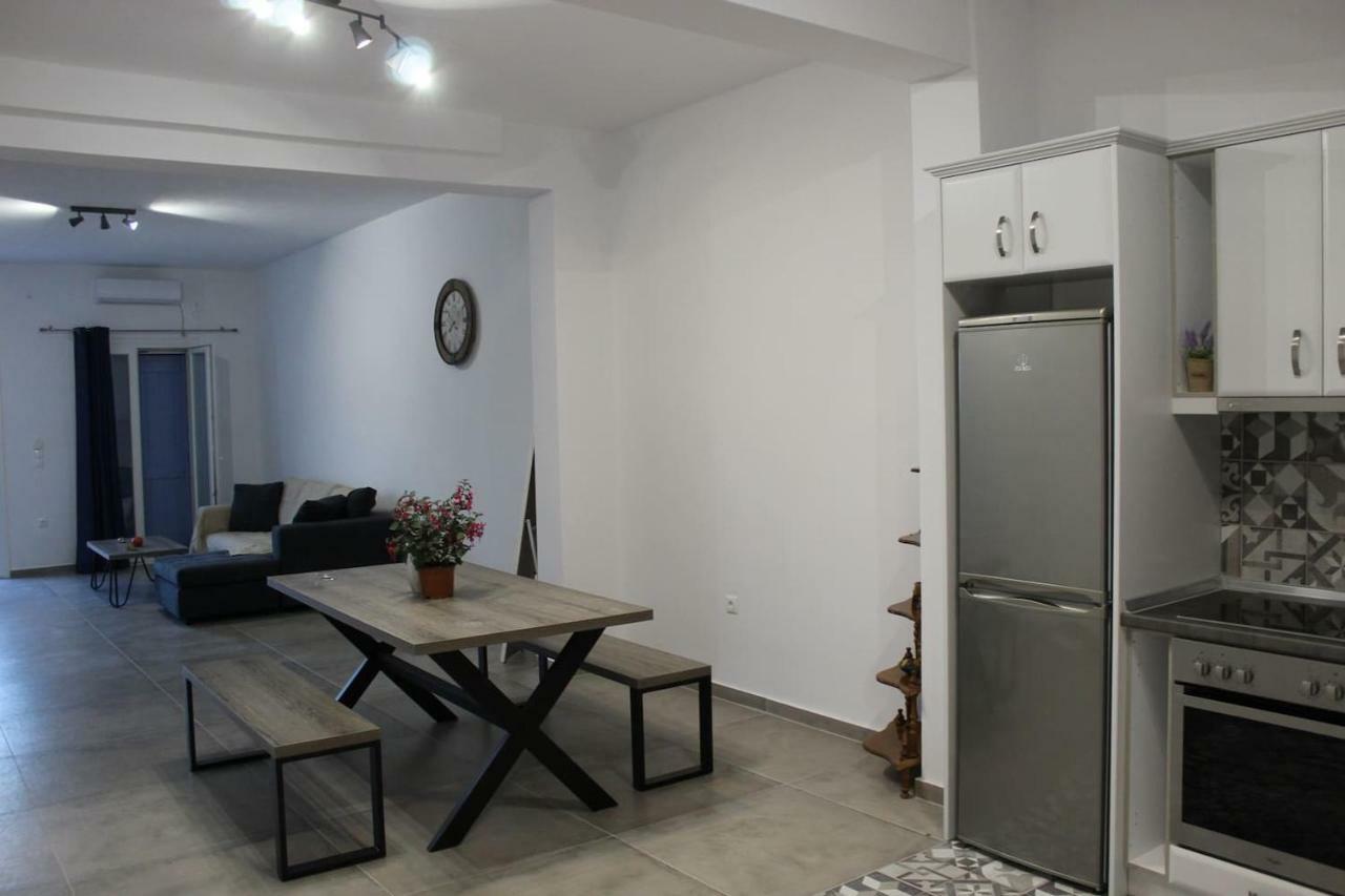 Papillon Villa Pera Gyalos Ngoại thất bức ảnh