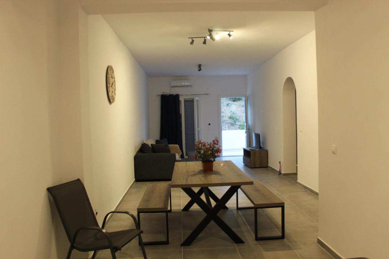 Papillon Villa Pera Gyalos Ngoại thất bức ảnh
